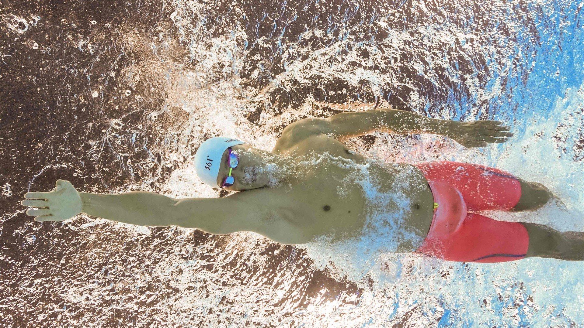 米兰体育官网-世锦赛巅峰对决，新星闪耀，传奇续写