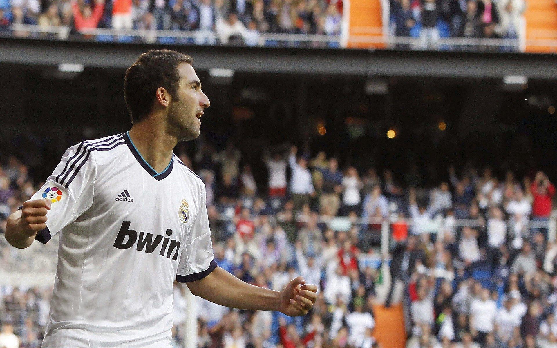 转会市场风云再起,豪门争夺战与新兴势力崛起