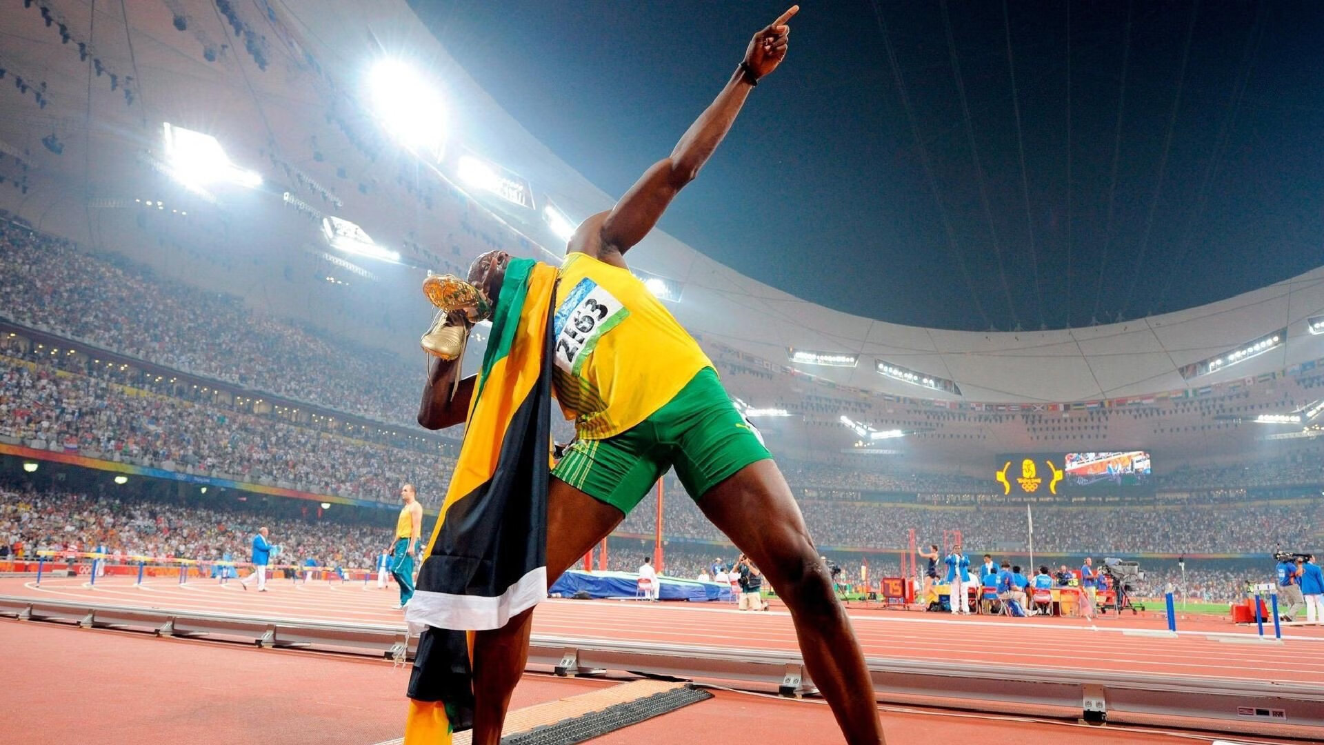 激烈角逐！全国田径锦标赛接力赛上演巅峰对决